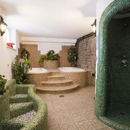 Fiordaliso Готель 3*
