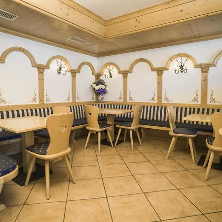 Ξενοδοχείο Fiordaliso 3*