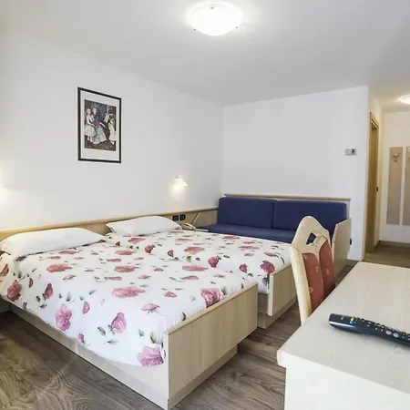 Fiordaliso Готель 3*