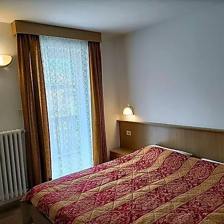 Готель Fiordaliso Канацеї