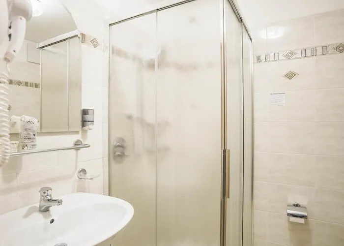 Fiordaliso מלון 3*